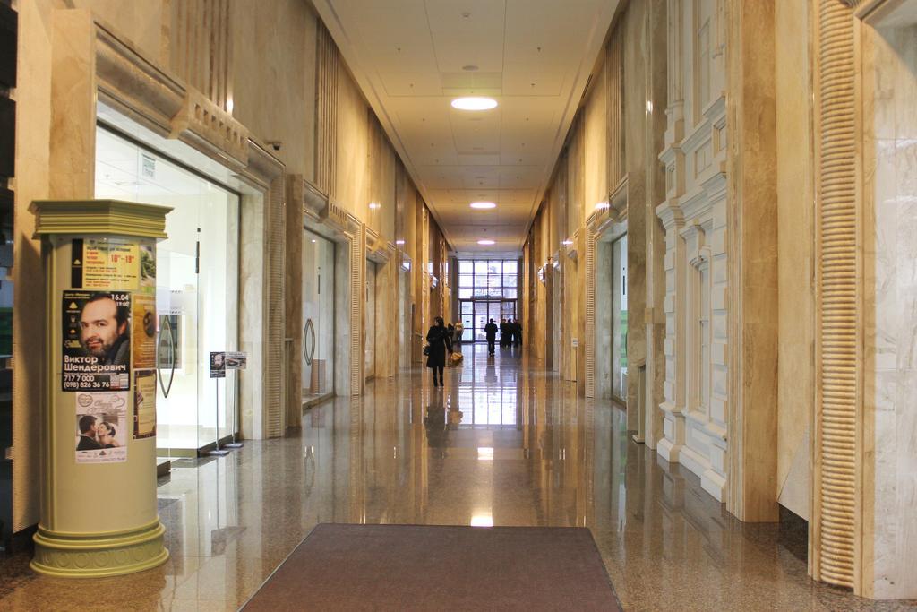 7 Days City Hotel Днепр Экстерьер фото
